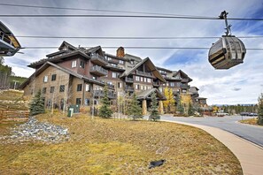 Apartment (2 Bedrooms) | Interior - Ski-in/ski-out Breckenridge Resort Condo at Peak 7 (Breckenridge)