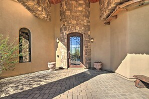 Villa (4 Bedrooms) | Interior