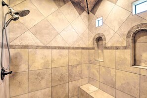 Villa (4 Bedrooms) | Innvendig