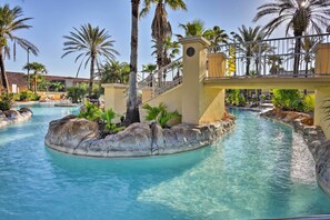 Outdoor pool - Davenport Resort Townhome ~ 10 Mi to Disney! (Davenport)