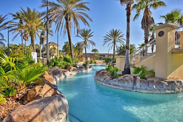 Outdoor pool - Davenport Resort Townhome ~ 10 Mi to Disney! (Davenport)