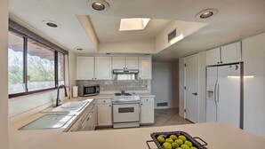 บ้านพัก (3 Bedrooms) | ภายใน