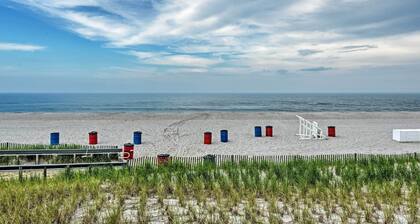 Inviting Seaside Heights Apt < 1 Mi to Beach!