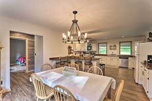 House (4 Bedrooms) | Interior - 2 Mi to Elk Mountain: Poconos Escape on 11 Acres! (Union Dale)