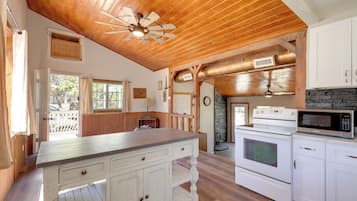 Rumah (3 Bedrooms) | Interior