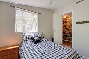 House (3 Bedrooms) | Interior - < 5 Mi to Ghost Town: Mtn-view Crown King Retreat (Crown King)