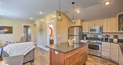 Cozy & Urban Ludington Apt ~ 1 Mi to Lake Michigan