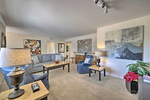 House (2 Bedrooms) | Interior - Quiet Sun City Home w/ Grill - Golf & Hike Nearby! (Sun City)