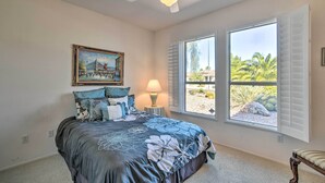 2 bedrooms, iron/ironing board, bed sheets - Surprise Getaway in 55-plus Community by Golf (Surprise)