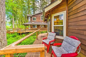 House (2 Bedrooms) | Interior - The River House' w/ Deck, on Mckenzie River! (Springfield)