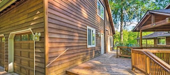 The River House' w/ Deck, on Mckenzie River!