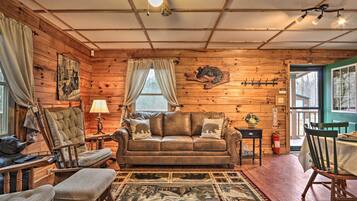 Rumah (2 Bedrooms) | Interior