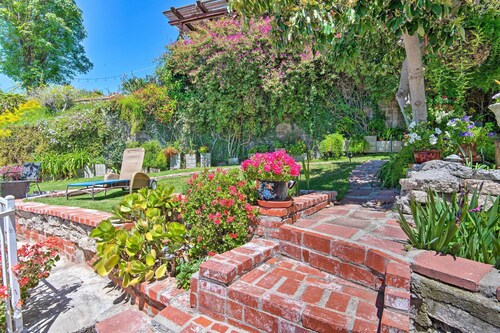 Malibu Mtn. Retreat - Elegant Equestrian Paradise!