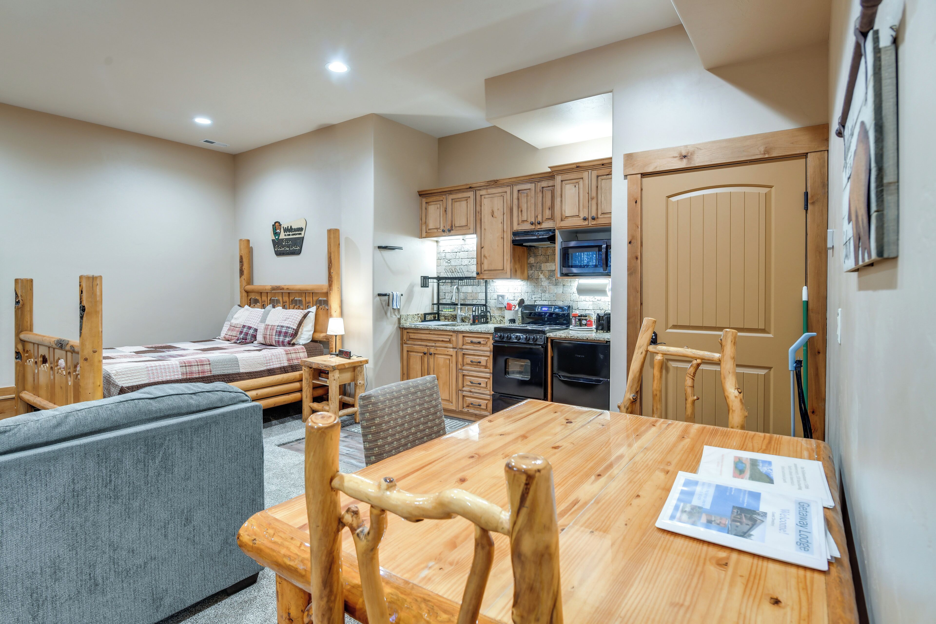 House (0 Bedroom) | Interior