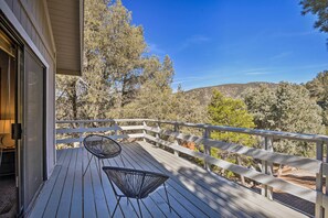 Cottage (5 Bedrooms) | Interior - Luxe Escape w/ Decks, Mtn Views, Game Room! (Pine Mountain Club)