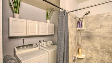 Casa (2 Bedrooms) | Interior