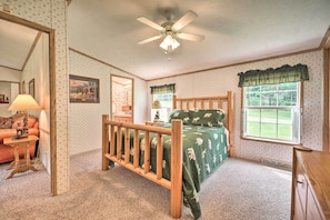 House (3 Bedrooms) | Interior