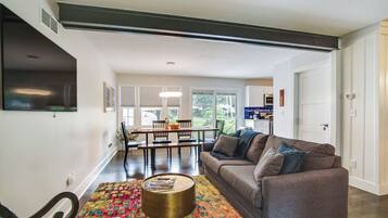 House (1 Bedroom) | Interior