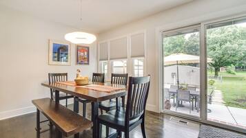 House (1 Bedroom) | Interior