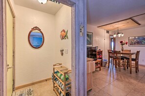 Interior - New Smyrna Beach Townhome: Steps to Ocean! (New Smyrna Beach)