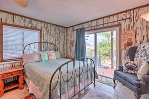 Interior - New Smyrna Beach Townhome: Steps to Ocean! (New Smyrna Beach)