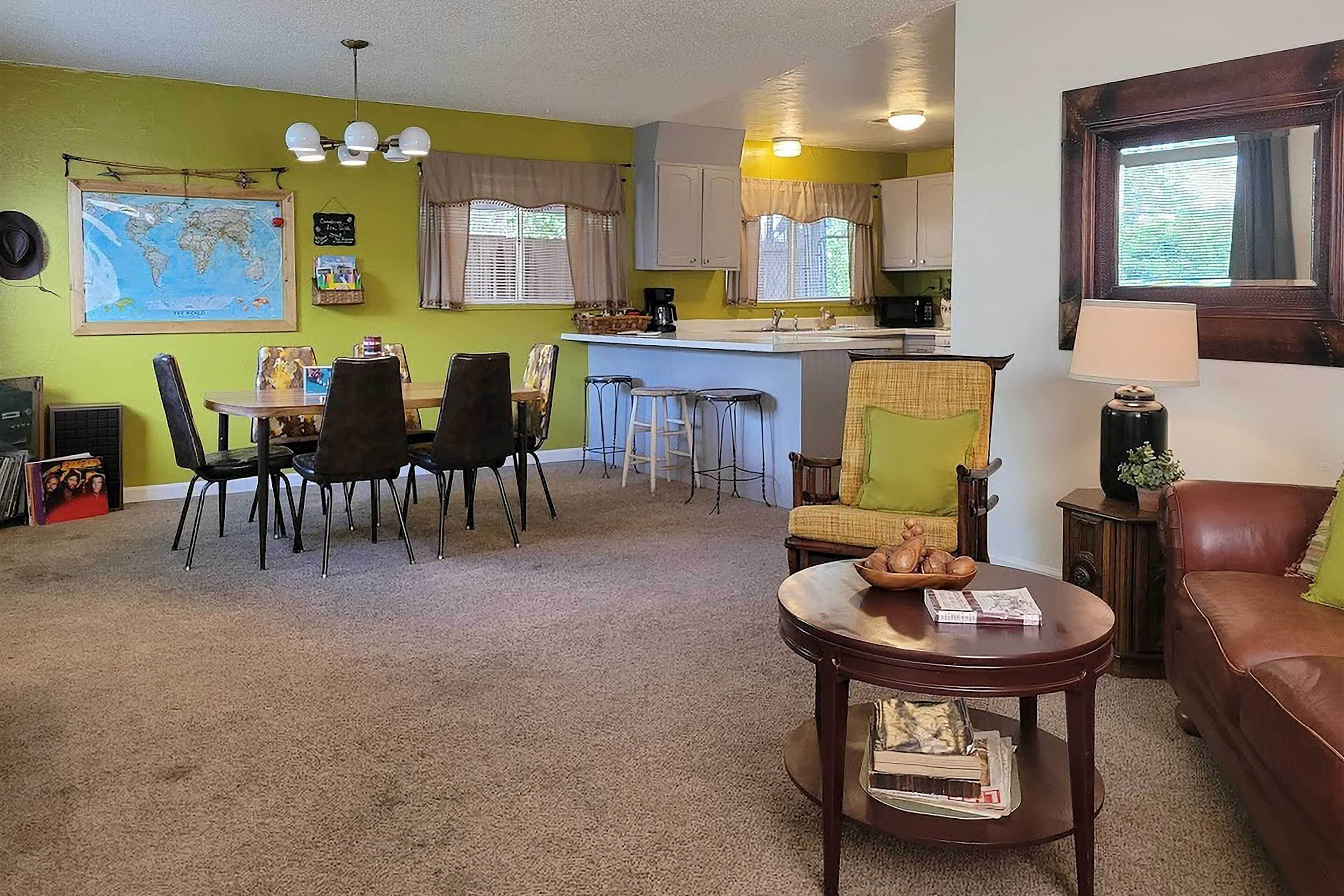 Cottage (2 Bedrooms) | Front of property