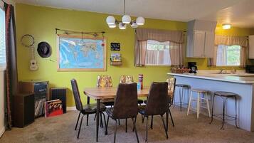 Cottage (2 Bedrooms) | Interior