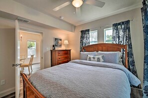 House (2 Bedrooms) | Interior - Walk to Dtwn: Winter Garden Home w/ Patio (Winter Garden)