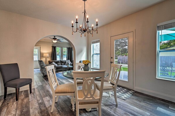 House (2 Bedrooms) | Interior - Walk to Dtwn: Winter Garden Home w/ Patio (Winter Garden)