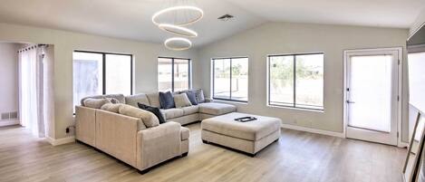 單棟房屋 (5 Bedrooms) | 內部