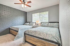 4 ห้องนอน, เตารีด/โต๊ะรีดผ้า, ผ้าปูที่นอน