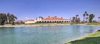 Sunny Palm Desert Home - Swim, Golf & Relax!