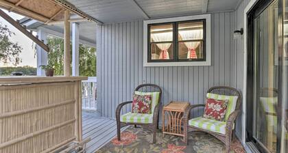 Cozy Lakefront Lapeer House w/ 2 Paddle Boats!