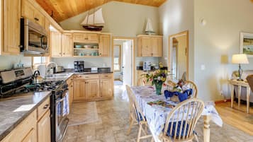 Cottage (1 Bedroom) | Interior