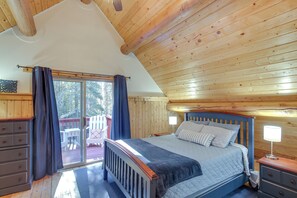 Interior - 'the Innlet' - Comfy Cabin By Conkling Marina (Worley)