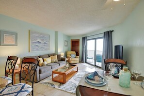 Apartment (1 Bedroom) | Interior - Ocean-view Condo w/ Balcony on Daytona Beach! (Daytona Beach Shores)