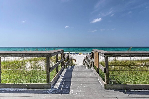 Apartment (1 Bedroom) | Interior - Chic Miramar Beach Condo With Pool Access! (Miramar Beach)