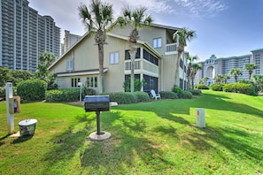 Apartment (1 Bedroom) | Interior - Stewart House in the Beautiful Seascape Resort (Miramar Beach)