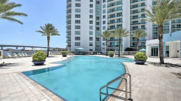 Apartment (2 Bedrooms) | Front of property