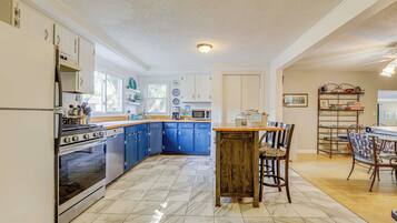 Cottage (3 Bedrooms) | Interior