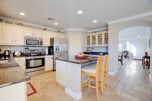 House (3 Bedrooms) | Interior - Golfer's Oasis w/ Balcony & BBQ in San Tan Valley (San Tan Valley)