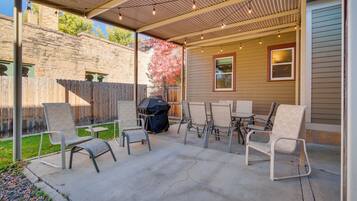 ู
ูุฒู (4 Bedrooms) | ุงูู
ูุดุฃุฉ ู
ู ุงูุฏุงุฎู