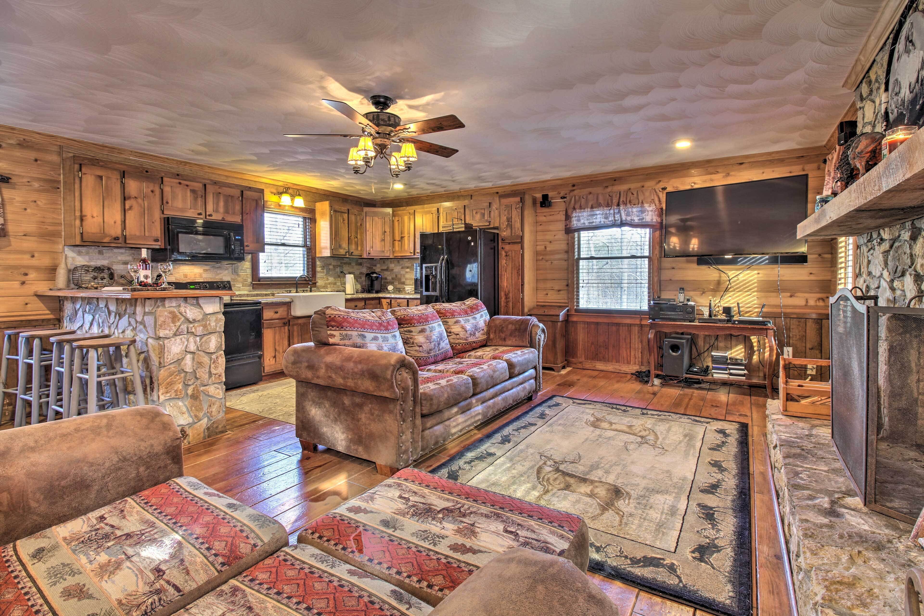 House (3 Bedrooms) | Interior