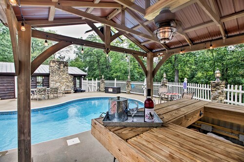 Carters Hideaway by Fairy Stone: Pool & Hot Tub
