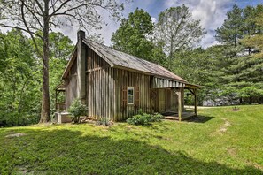 Exterior - Waters Edge Retreat w/ Deck on Patoka Lake! (Taswell)