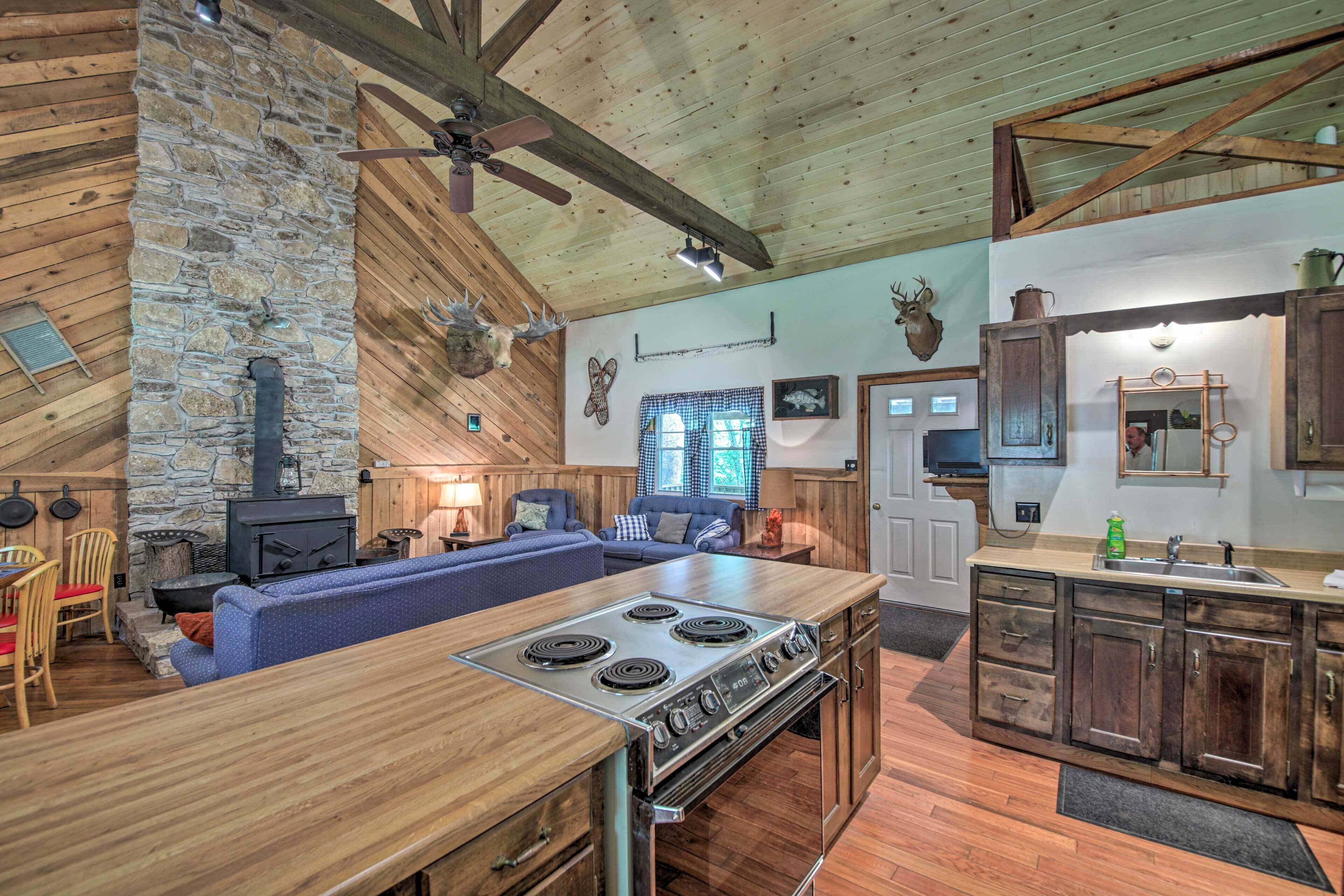 House (2 Bedrooms) | Interior