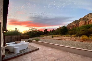 Property grounds - Secluded Sedona Escape w/ Patio & Red Rock Views! (Sedona)