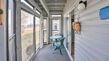 Apartment (1 Bedroom) | Interior