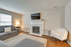 House (3 Bedrooms) | Interior - Near Uncc! Charlotte Family Retreat w/ Deck (Charlotte)