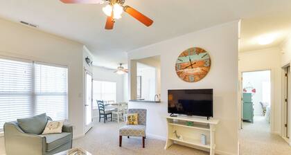 4 Mi to Beaches: Luxe Coastal Resort Condo